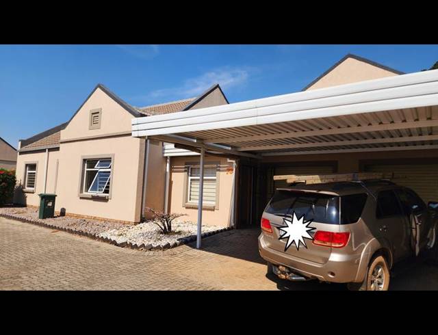 2 BEDROOM TOWNHOUSE FOR SALE IN ANNLIN